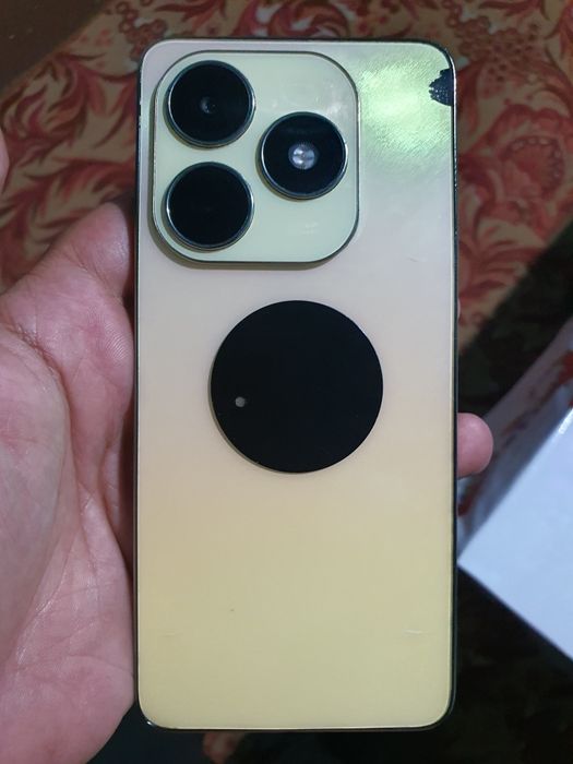 Продам  TECNO SPARK 20