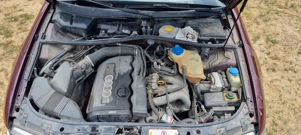 Audi A4 B5 1.8 ADR 1996g Ръчка НА ЧАСТИ
