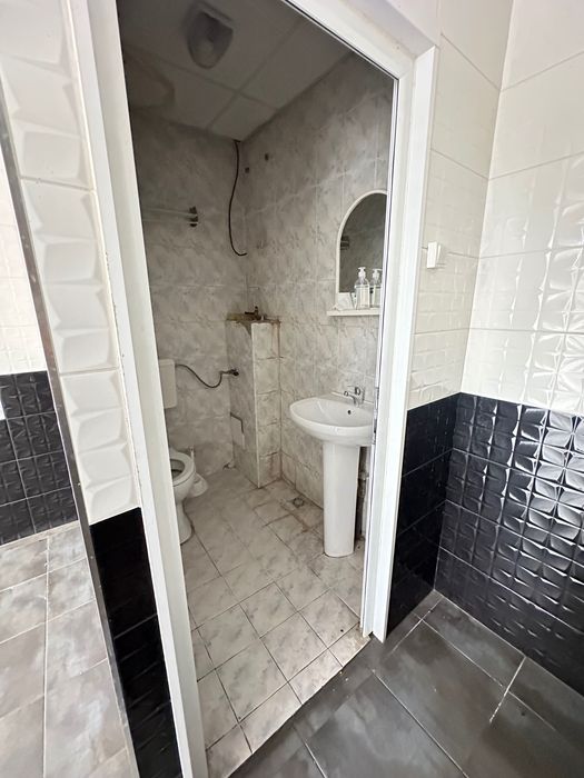 Дава се под наем Магазин в Варна, Колхозен пазар - 35 кв.м за 560 € - Снимка #10