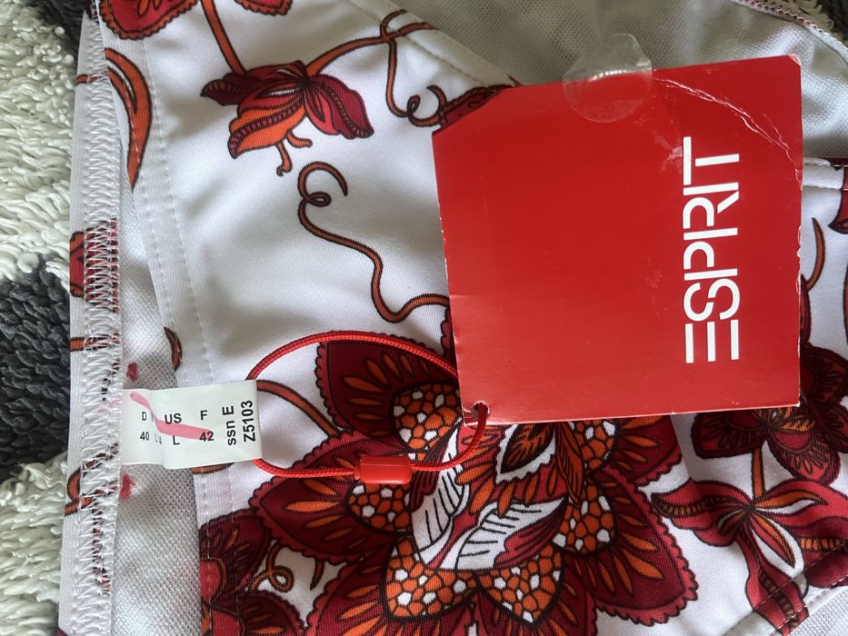 Ново долнище на бански Esprit