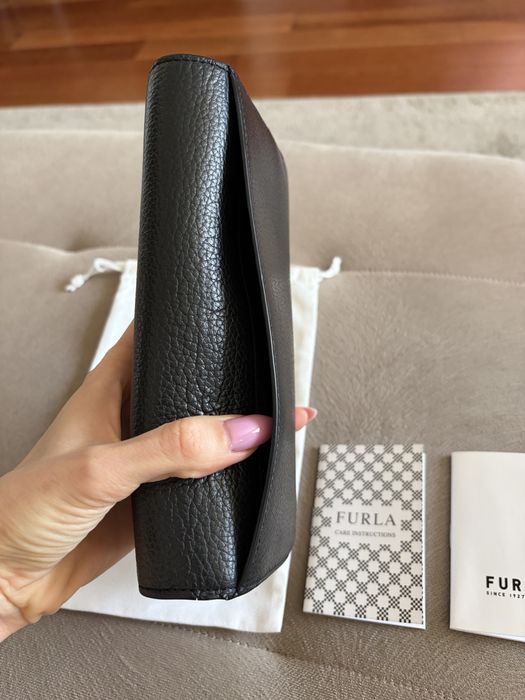 Нов портфейл Furla от естествена кожа