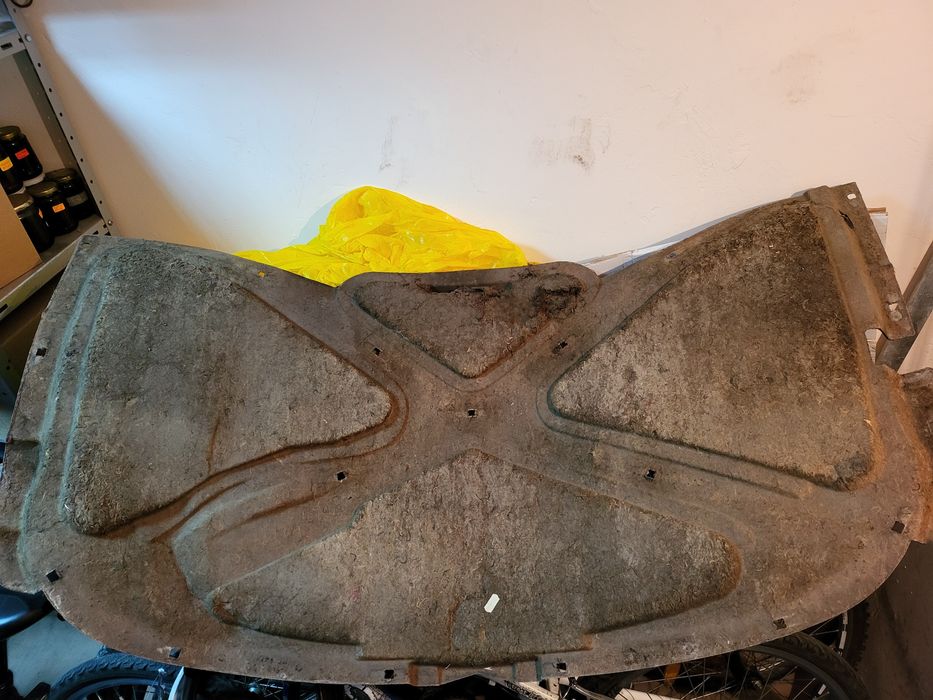 Изолация за преден капак Seat