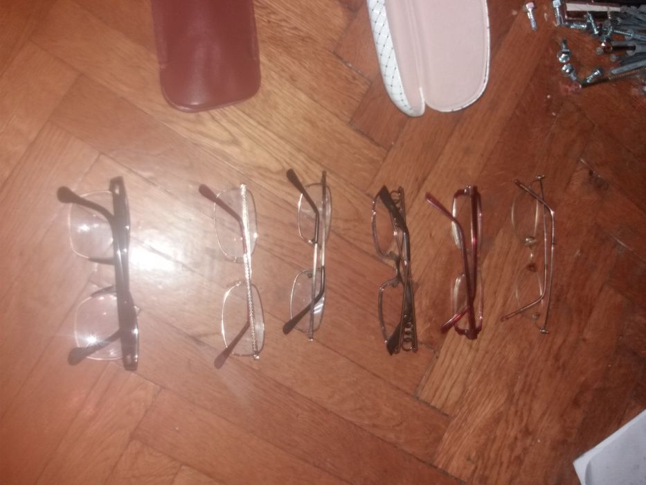 Ochelari diferite modele