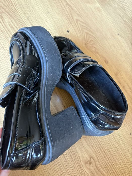 Обувки почти ново, леки и удобни 37номер