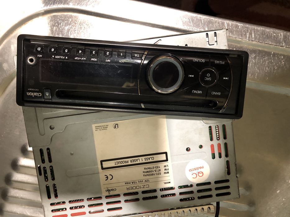 Clarion CZ100ER CD/MP3/WMA Receiver