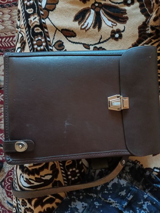 Продам планшет офицерскии