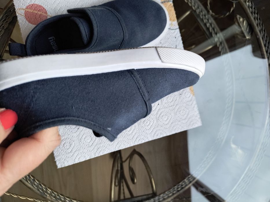 Гуменки/пантофки 29 и 30 номер, чехли за баня 30 номер