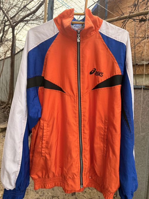 Ветровка Asics L оверсайз