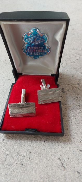 Butoni cămășa vechi,,Guban"