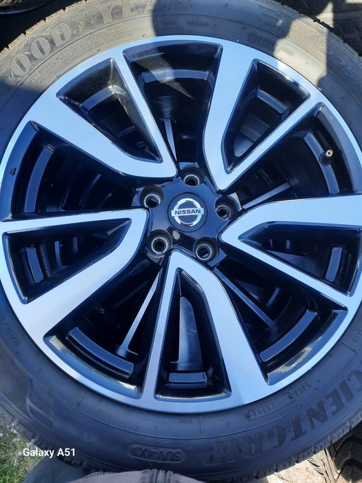 Ляти джанти с гуми за НИСАН ДЖИП 5×114.3, 19цола