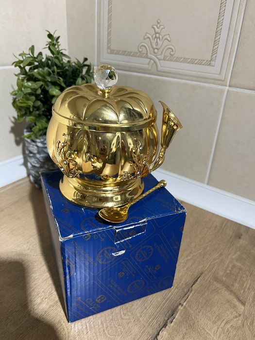 Продам посуду, каждая по 2 штуки
