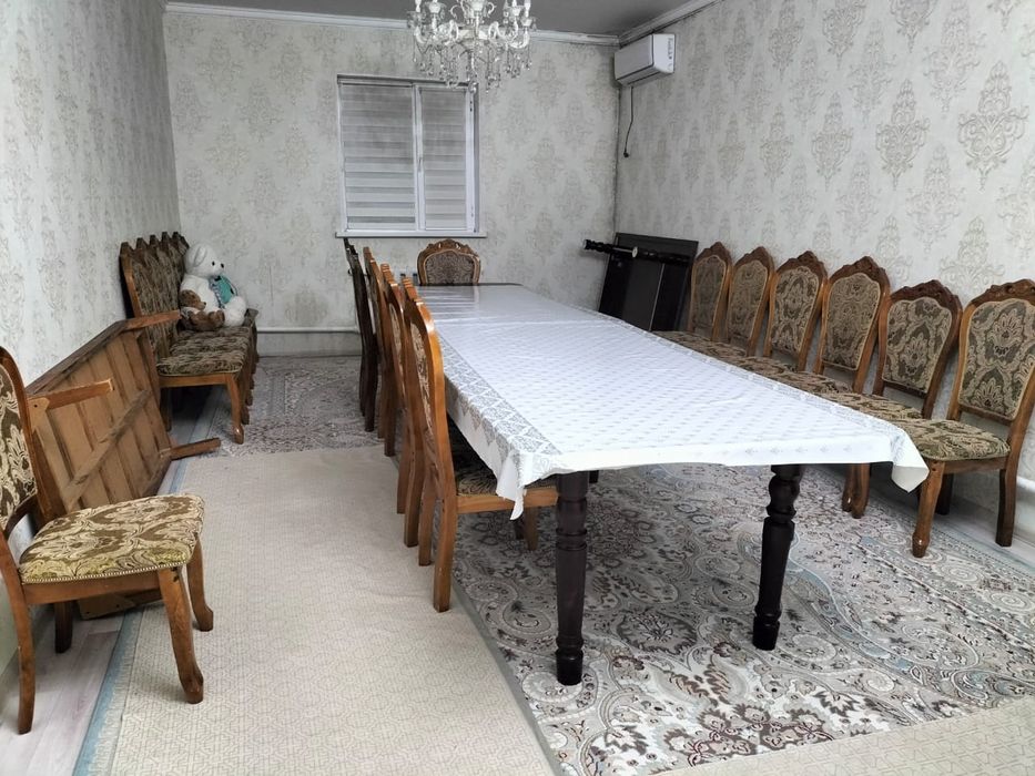 Стол с стулями б/у