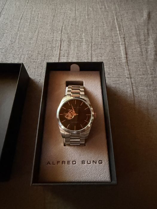 Vand ceas mecanic Alfred Sung