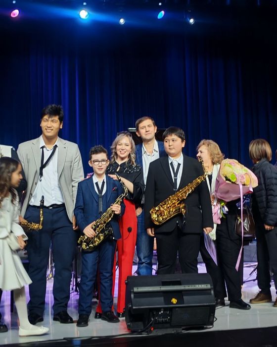 Учитель по саксофону и другим духовным инструментам