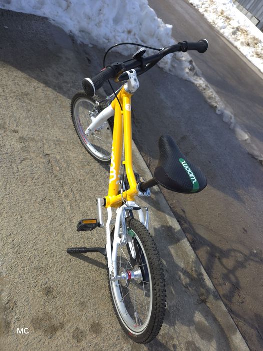 Bicicleta Woom 3 galbena