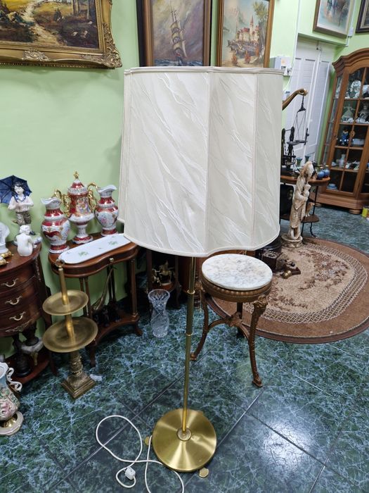 Чудесна антикварна немска подова бронзова лампа