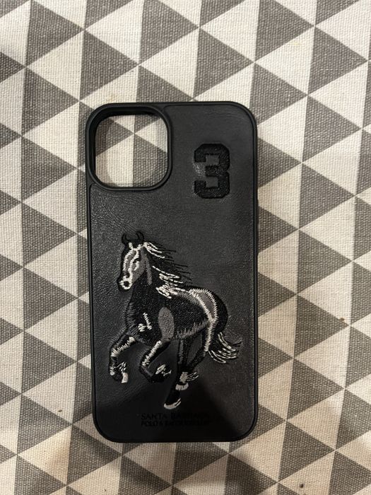 Чехол на IPhone 13