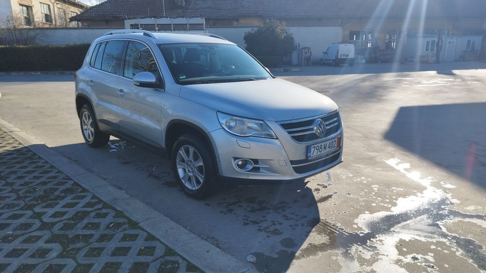 Фолксваген Тигуан,Team 1.4TSI 150 кс бензин SUV 
2011 г (1