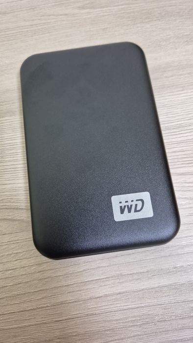 Жесткий диск внешний 2 Тб, USB 3.0