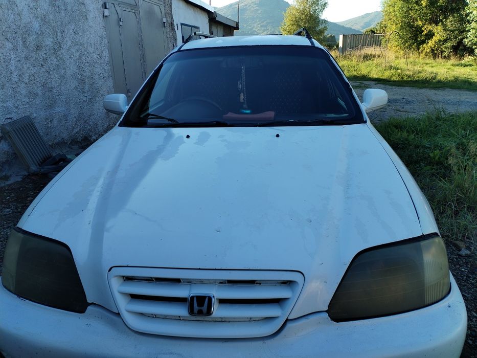 Продам хонду 1999 года