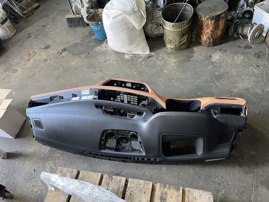 Арматурно табло бмв 7 г11/12 ( armaturno tablo bmw 7 g11/12 )