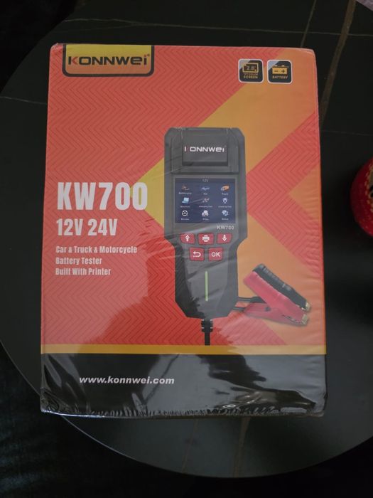 KONNWEI KW700 tester baterie