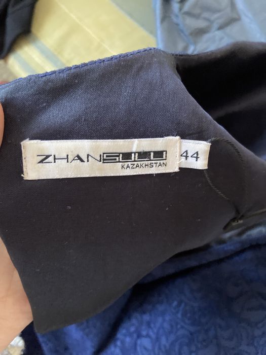 Срочно продам вечернее платье.