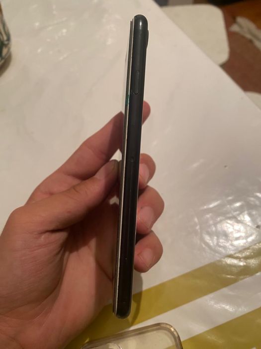 iPhone SE 2020 обмен