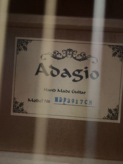 НОВАЯ гитара акустика