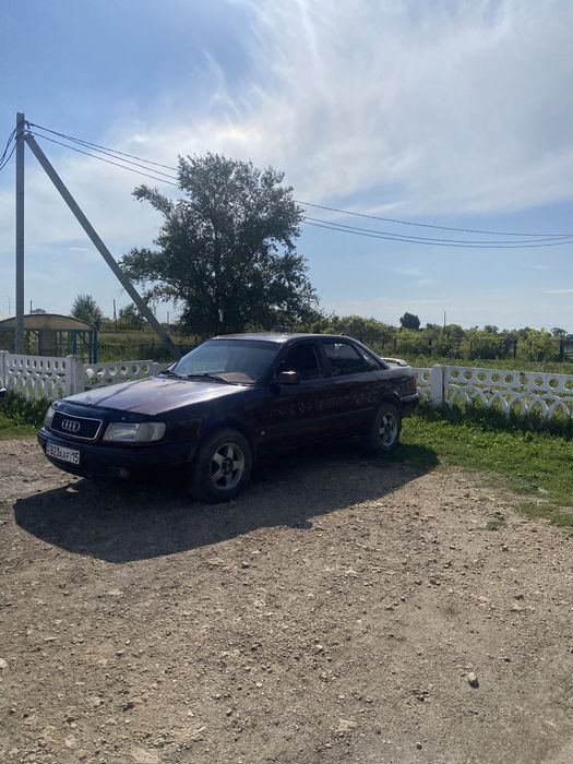 Продам Ауди 100 с4