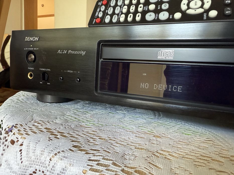 Denon DCD-710AE Качествен плеър
