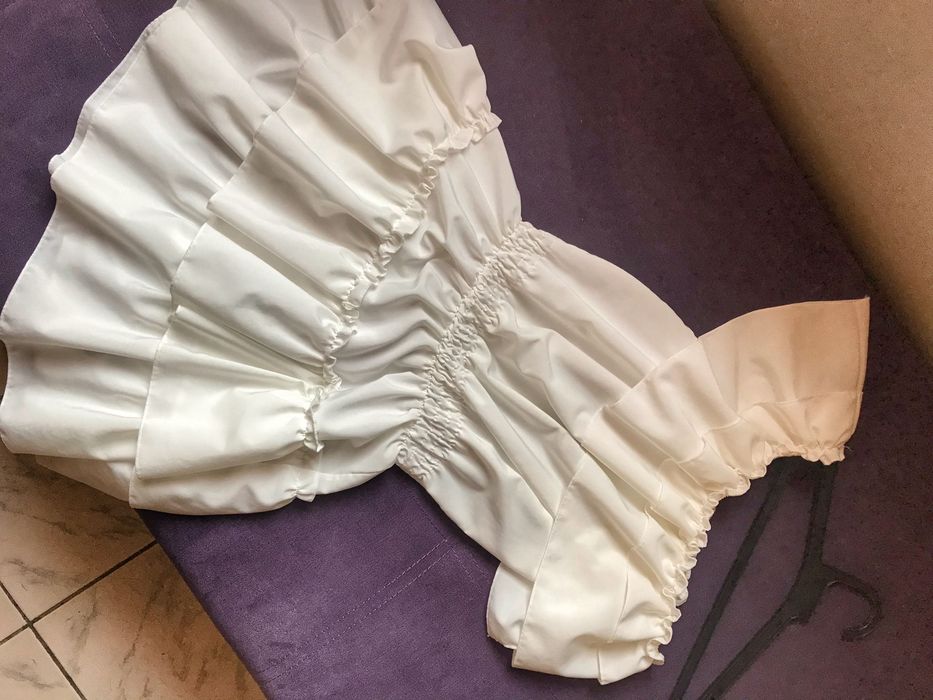 Уникална  Бяла рокля