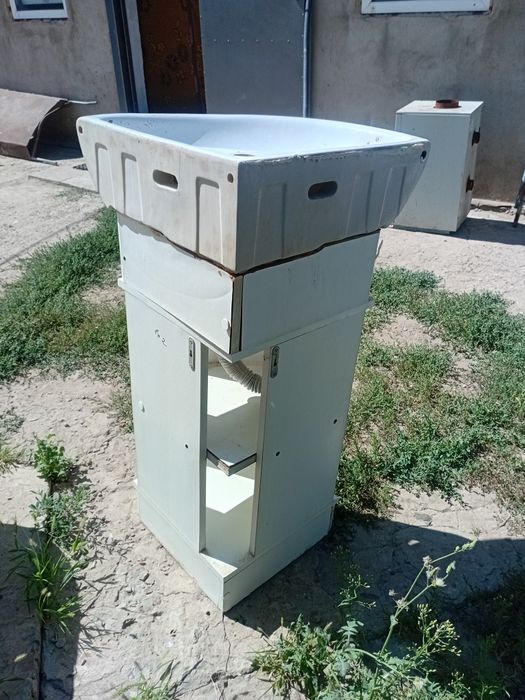 Раковина угловая