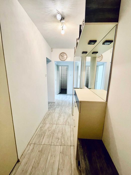 Дава се под наем Тристаен апартамент в Варна, Цветен квартал - 94 кв.м за 699 € - Снимка #10