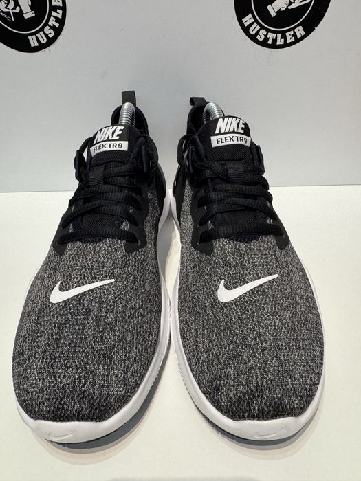 Маратонки NIKE FLEX TR9.Номер 37.5