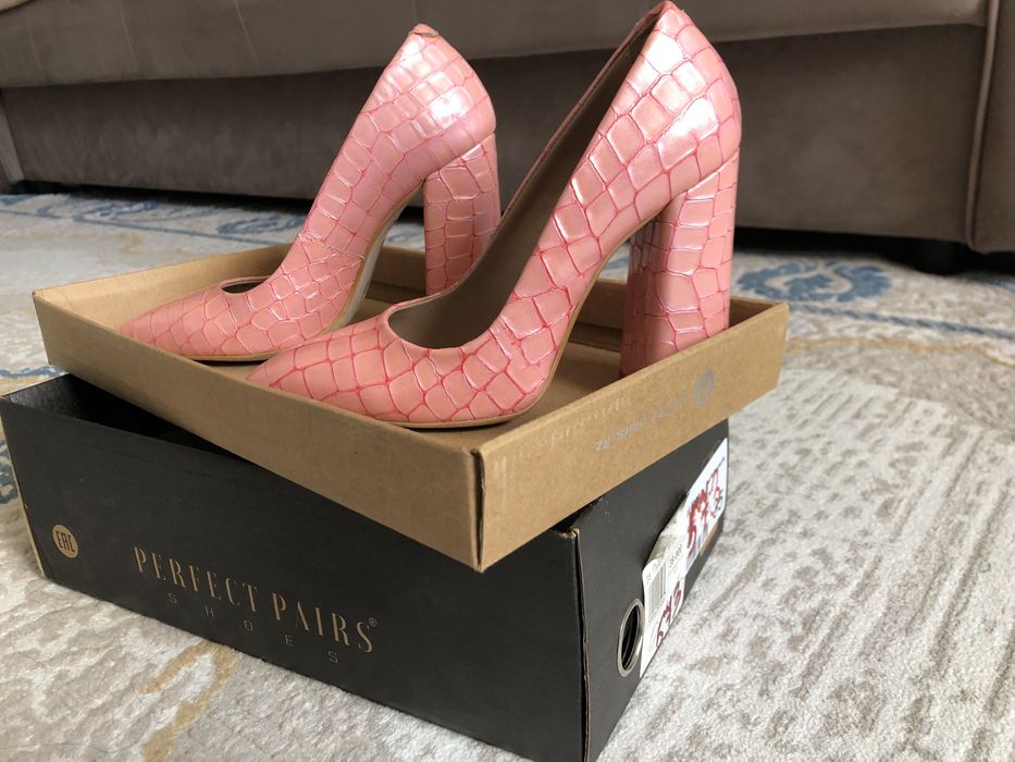 Продам кожаные туфли