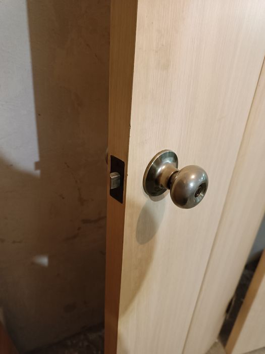 Межкомнатная дверь