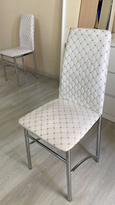 Аренда столов и стульев