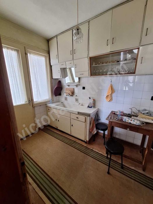 Продава се Многостаен апартамент в Велико Търново, Център - 93 кв.м за 1388 €/кв.м - Снимка #8
