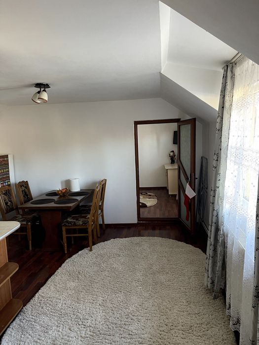 Inchiriez apartament pe termen lung/ în regim hotelier