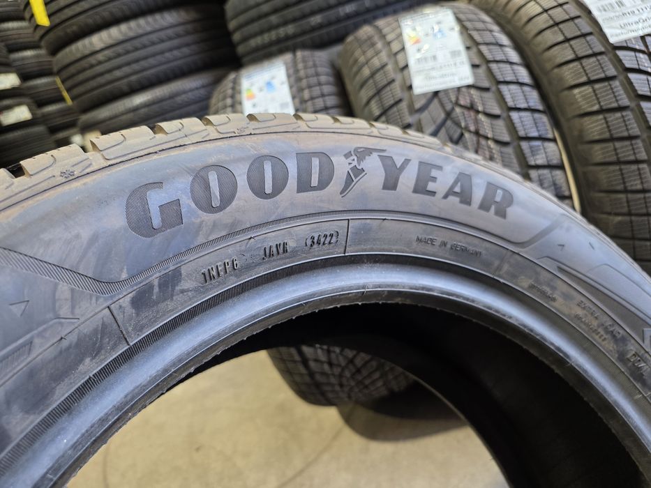 255/55/19 GOODYEAR 4бр