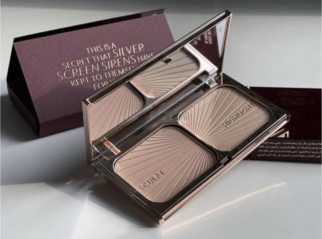 Палетки Hourglass Charlotte Tilbury и др.