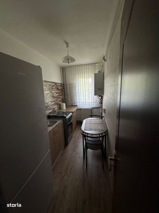 Apartament semidecomandat, 60 mp, zona Calea Bucuresti