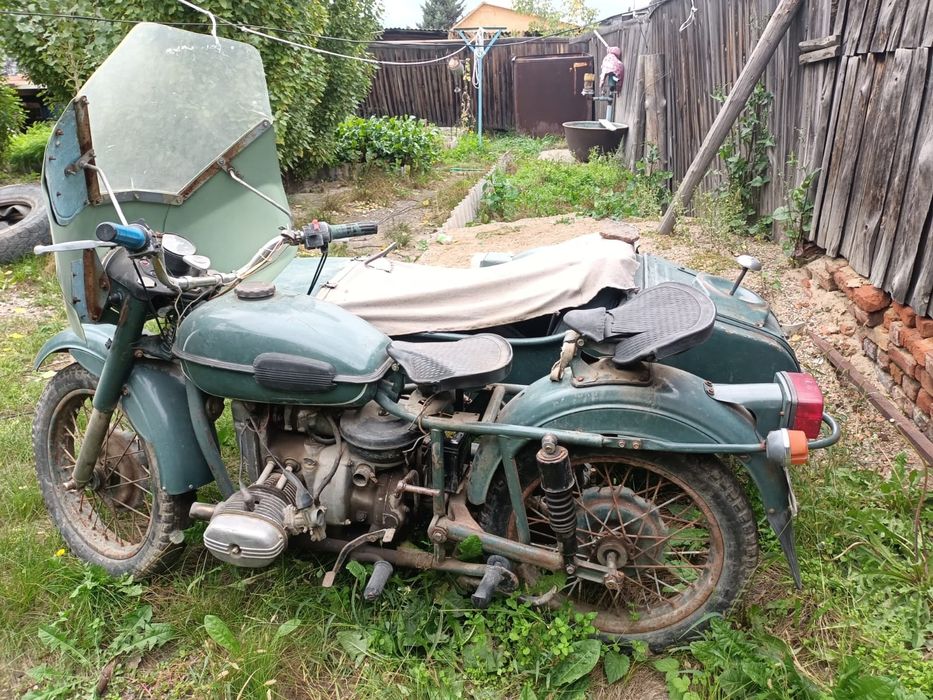 продается  урал .