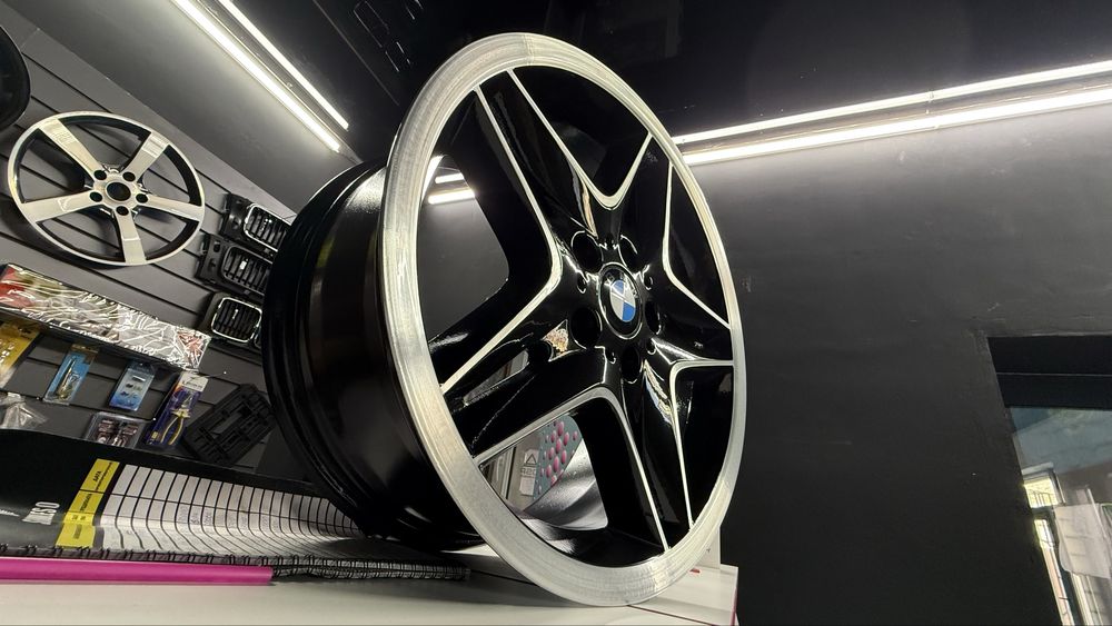 Диски на бмв r18..