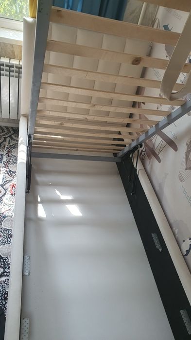 Продам детскую кровать