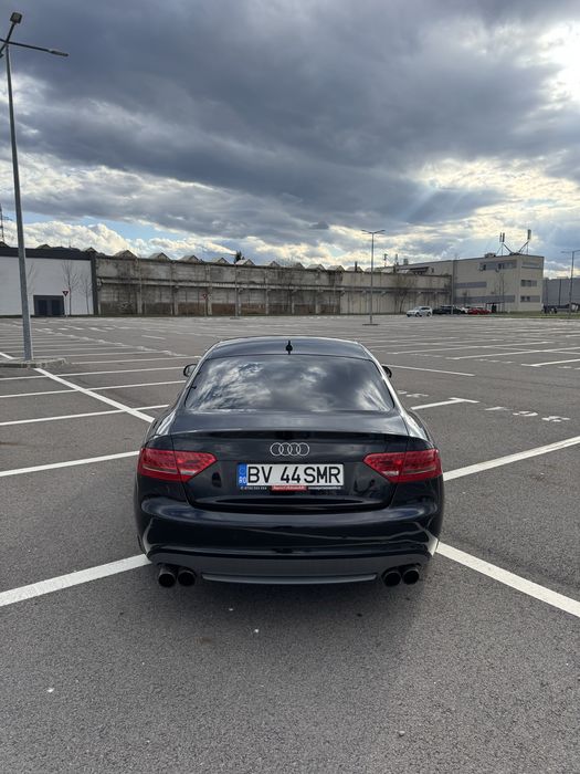 Audi a5 S line 211cp