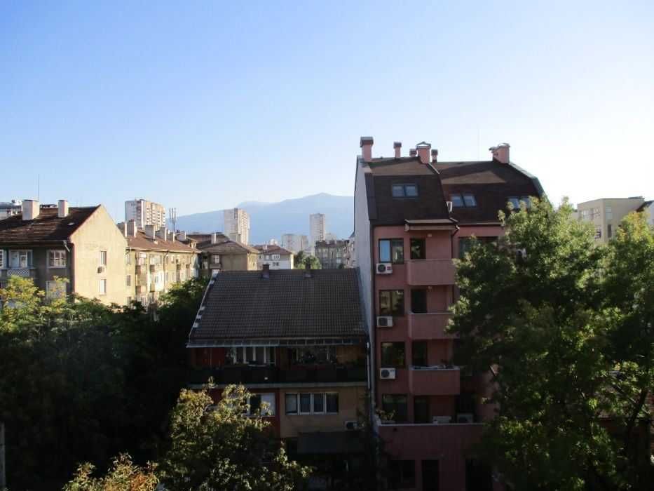 Продава се Тристаен апартамент в София, Център - 90 кв.м за 2445 €/кв.м - Снимка #22