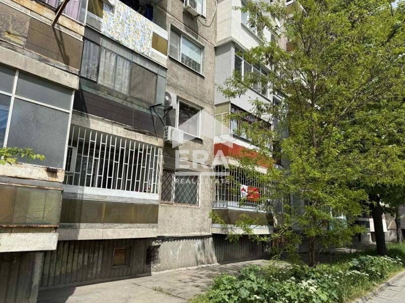 Продава се Едностаен апартамент в Русе, Родина 2 - 39 кв.м за 696 €/кв.м - Снимка #6