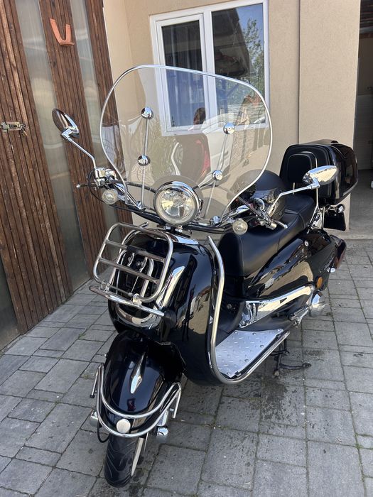 Scuter 125 retro